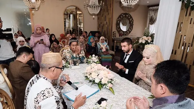Siti Liza Menikah (Sumber: Instagram/sitiliza2013)