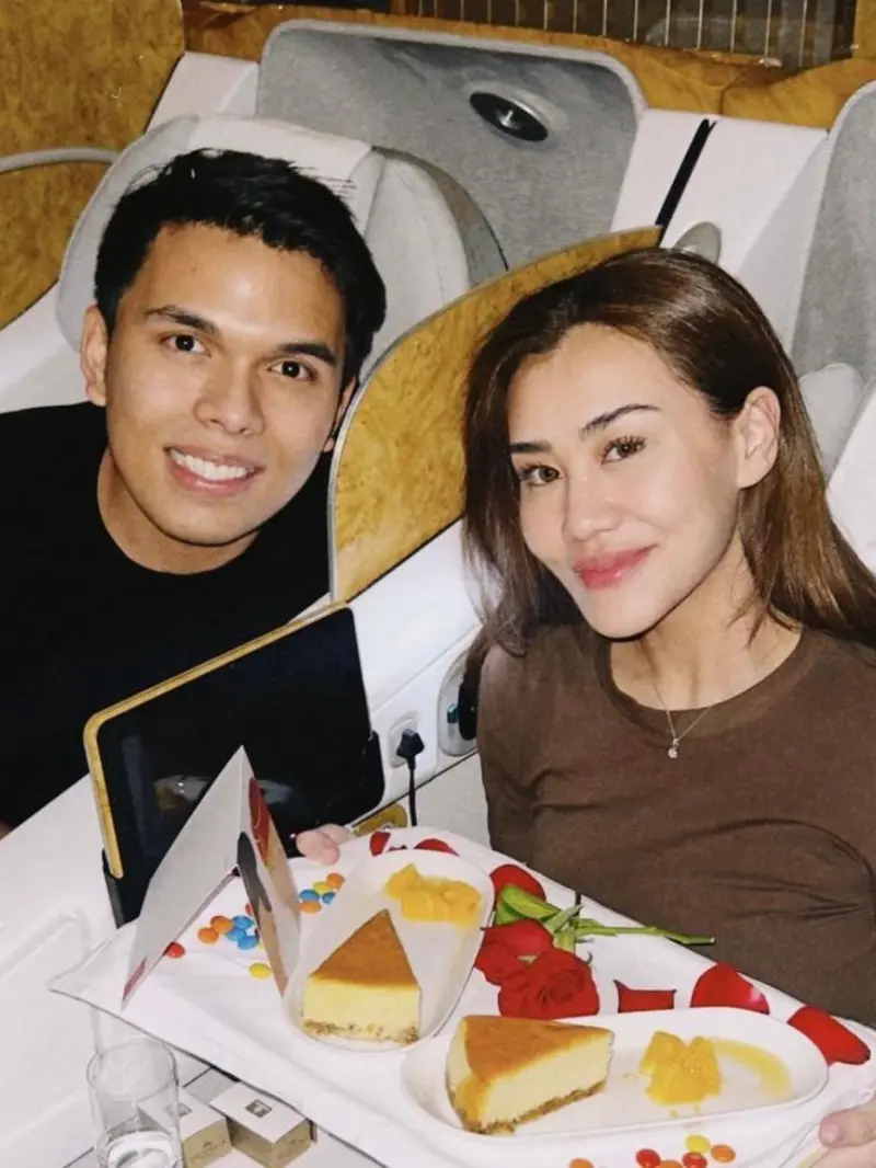 6 Gaya Pasutri Baru Thariq Halilintar dan Aaliyah Massaid Berangkat Honeymoon ke Italia, Yunani, dan Uni Emirat Arab