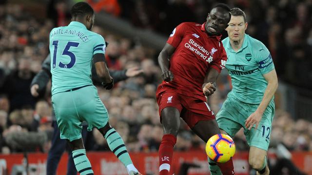 Firmino Hattrick, Liverpool Permalukan Arsenal  5-1 di Anfield