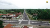 Perbaikan Jalan Nagreg-Rajapolah, Jawa Barat, mulai dari Km 43,2 hingga Km 92,2 dengan skema Padat Karya Tunai (PKT) (dok: PUPR)