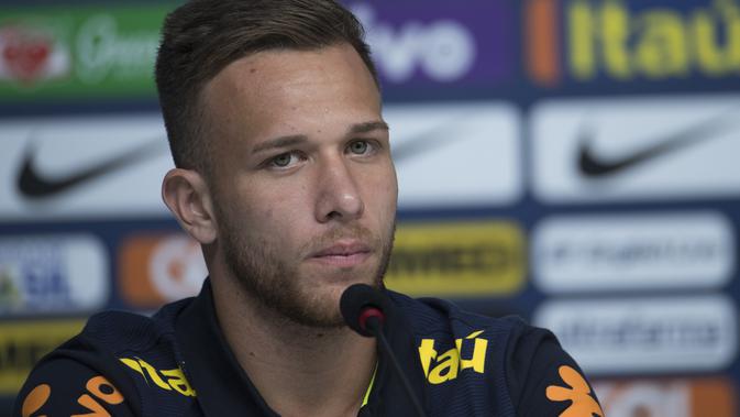 Gelandang Gremio Arthur Melo diminati Barcelona (Mauro PIMENTEL / AFP)