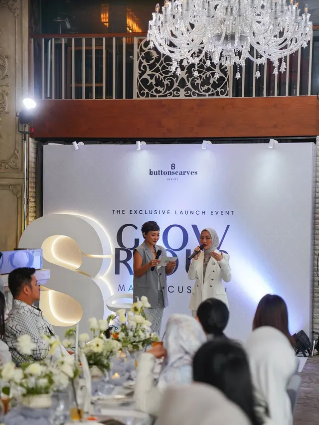 Buttonscarves Beauty Luncurkan Cushion dengan Teknologi METAGram Pertama di Indonesia