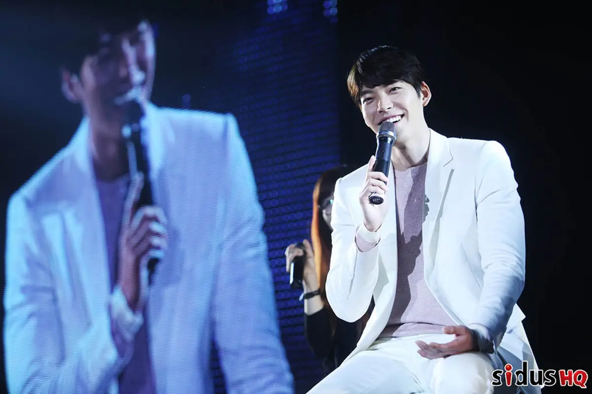 Kim Woo Bin Sukses Buat Penggemar di Tiongkok Lumer