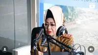 Gaya hijab Kadinkes Lampung Reihana ikut jadi sorotan warganet (Foto: screenshot IG @dinkeslampung).