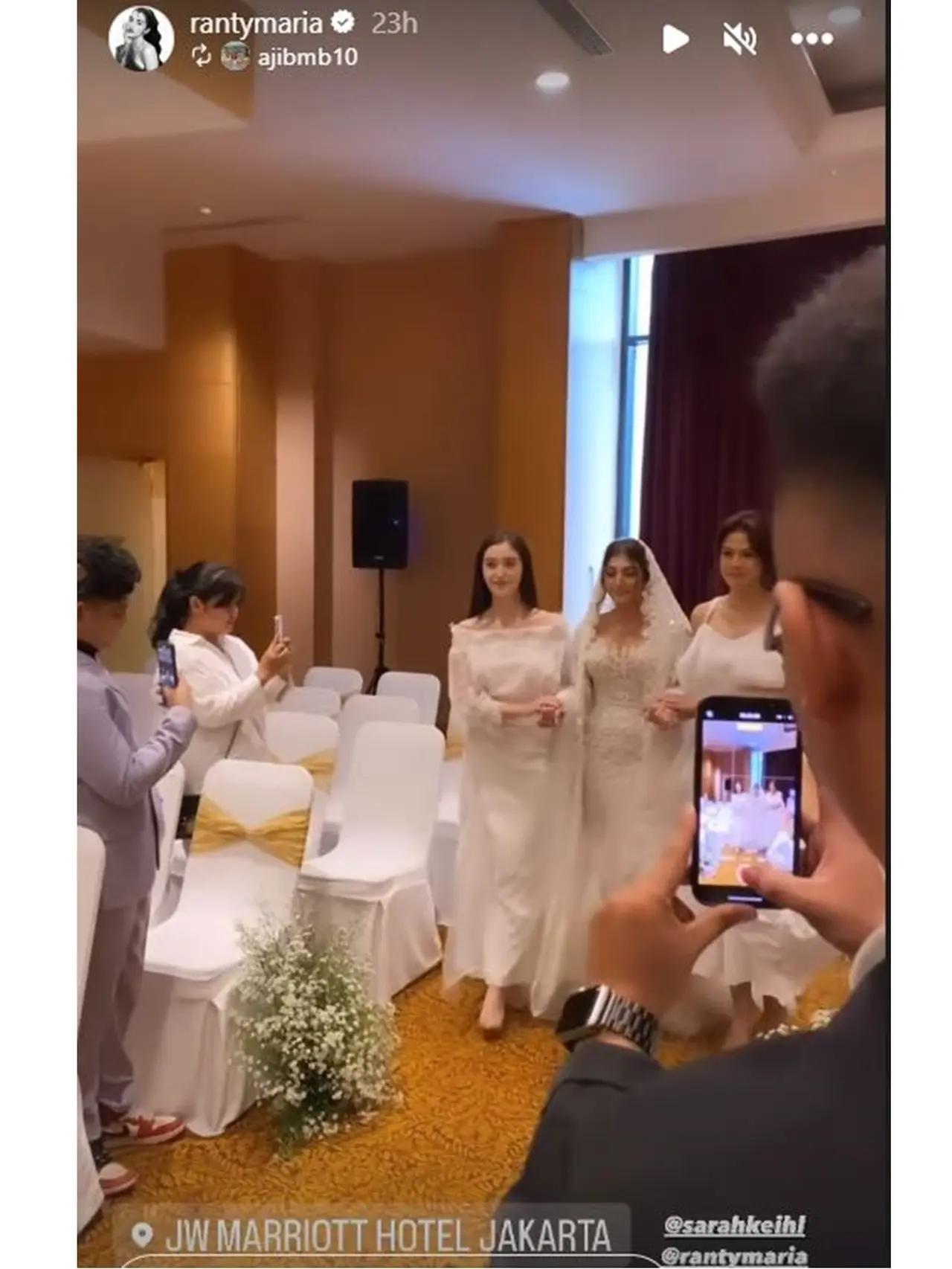 6 Potret Ranty Maria Jadi Bridesmaid di Pernikahan Sarah Keihl, Bareng ...