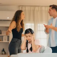 Emotional incest yang terjadi pada orangtua. (Foto: Freepik/Floropiaton Palm)