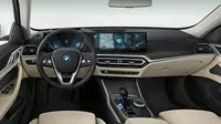 Interior Mobil Listrik BMW i4 (Carscoops)
