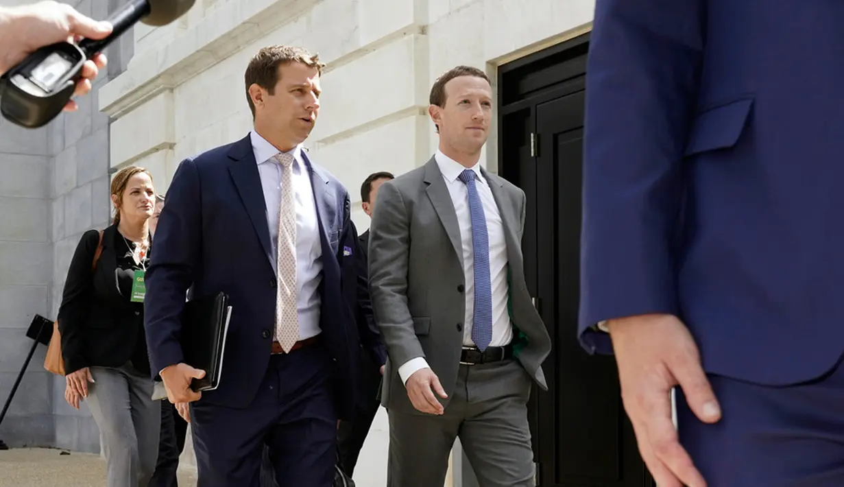 Forum tertutup ini dirancang para anggota dewan untuk mencari cara mengawasi bahaya teknologi AI yang semakin populer dan mengundang banyak investasi sejak dirilisnya chatbot ChatGPT oleh OpenAI. (AP Photo/Jacquelyn Martin)
