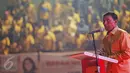Wiranto memberi pengarahan kepada segenap pengurus DPD Hanura DKI Jakarta , Minggu (28/2/2016). Wiranto berharap para pengurus yang resmi dilantik mampu mengemban tugas partai. (Liputan6.com/Faizal Fanani)