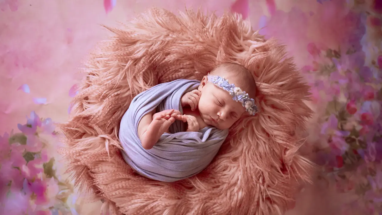 Ilustrasi bayi perempuan