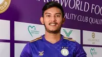 Eks penyerang Timnas Indonesia U-19, Rafli Mursalim mencoba tantangan baru di Kamboja. (Instagram Rafli Mursalim)