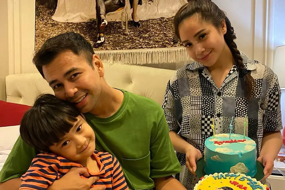 [Fimela] Nagita Slavina dan Raffi Ahmad