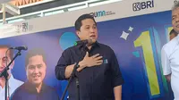 Menteri BUMN Erick Thohir hadir dalam acara 15 Juta Ibu-ibu Mekaar di Jakarta International Velodrome, Jakarta Timur, Senin (12/2) (dok: Merdeka.com)