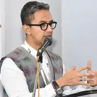 Desainer Didiet Maulana ingin memajukan industri tekstil di kancah internasional. (Image: Dok.Pribadi)