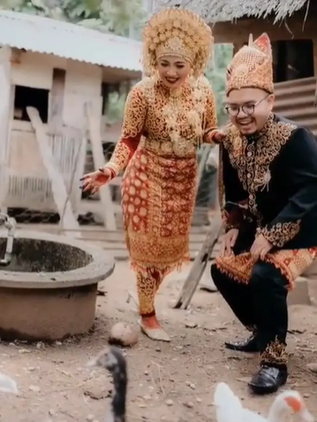 Pasangan Ini Foto Prewedding di Kandang Bebek dan Sapi, 6 Hasilnya Tetap Estetik