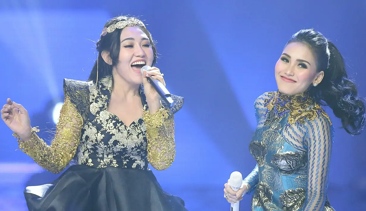 Berbagai penghargaan digelar untuk mengapresiasi para insan musik dangdut. Belum lama ini, kembali diadakan Anugerah Dangdut Indonesia (ADI) 2017. (Bambang E Ros/Bintang.com)