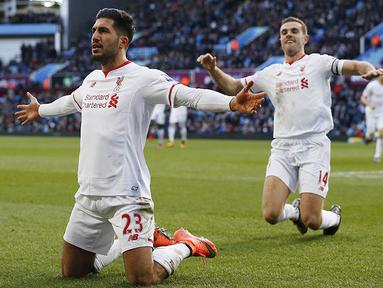 Gelandang Liverpool, Emre Can, merayakan gol yang dicetaknya ke gawang Aston Villa pada laga Liga Premier Inggris di Stadion Villa Park, Inggris, Minggu (14/2/2016). Liverpool berhasil menang 6-0 atas. Villa. (Reuters/Phil Noble) 