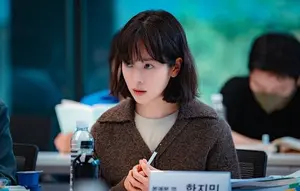 Han Ji Min jadi Cameo di EXCITATIO, Reuni dengan Lee Jun Hyuk