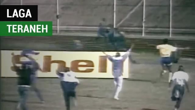 Berita video laga teraneh yang pernah terjadi dalam sepak bola dunia, yaitu antara tim nasional Barbados melawan Grenada pada 1994.