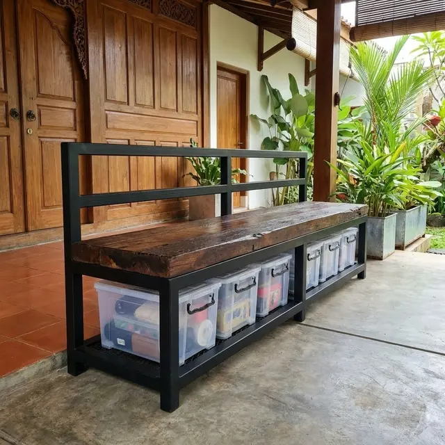 Bangku Storage Model Industrial Besi dan Kayu (Gemini AI)