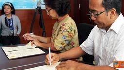 Citizen6, Jakarta: PLN ingin membangun sistem yang baik dan bisa menangkal praktek korupsi, PLN
bisa menjadi BUMN yang pertama menjalin kerjasama dengan TII. (Pengirim: Agus Trimukti)