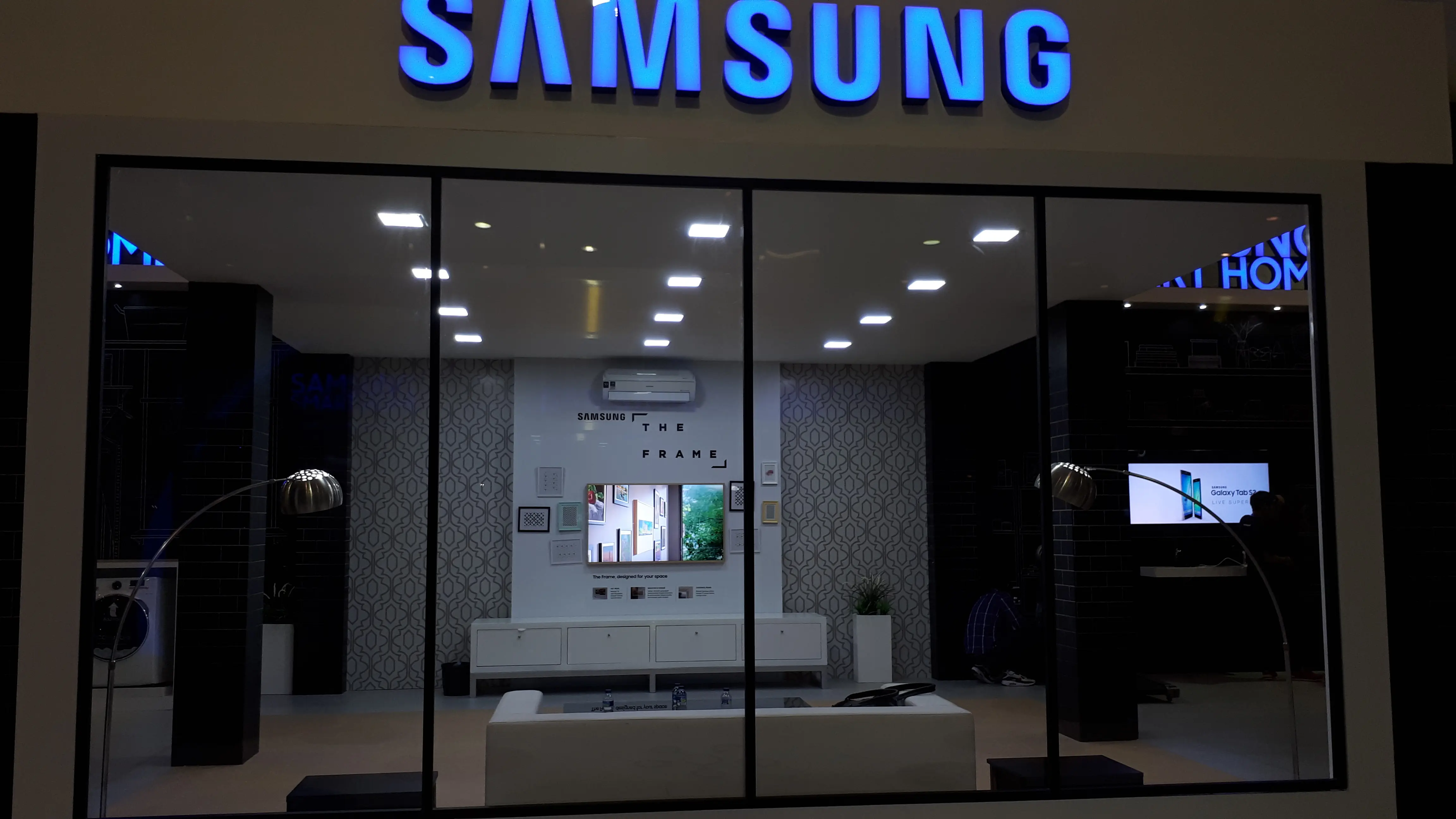  Konsep smart home yang ditampilkan Samsung booth Teknopolis. (Liputan6.com/Agustinus M Damar)