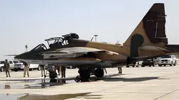 Menurut laporan Al Jazeera, (29/6/2014), pejabat keamanan Irak telah mengkonfirmasi akan ada kiriman lima buah pesawat jet bekas Rusia jenis Sukhoi Su-25. (REUTERS/ Stringer)