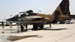 Menurut laporan Al Jazeera, (29/6/2014), pejabat keamanan Irak telah mengkonfirmasi akan ada kiriman lima buah pesawat jet bekas Rusia jenis Sukhoi Su-25. (REUTERS/ Stringer)