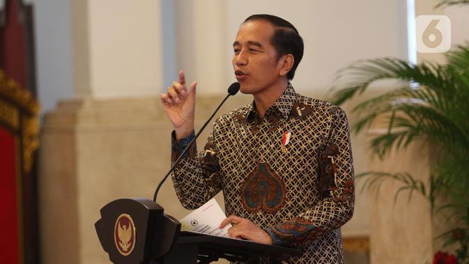 Presiden Joko Widodo saat Presidential Lecture Internalisasi dan Pembumian Pancasila di Istana Negara, Jakarta, Selasa (3/12/2019). Jokowi memberikan poin kunci untuk pembumian Pancasila di semua kalangan. (Liputan6.com/Angga Yuniar)