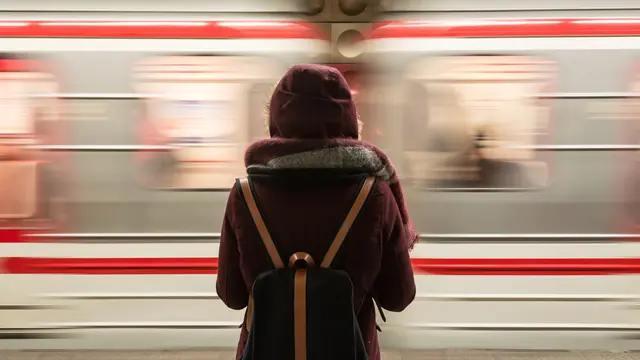 [Fimela] ilustrasi kereta