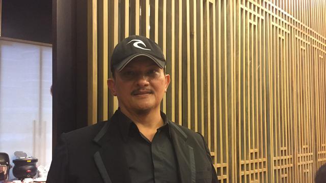 Clift Sangra saat menghadiri gala premier Ratu Ilmu Hitam.