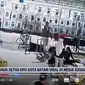 Viral Ketua KPU Kota Batam, Mawardi menendang meja dan memarahi petugas gudang logistik Pemilu. (YouTube Liputan6)