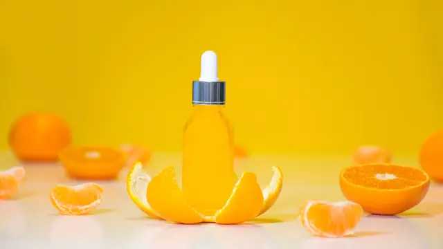 Nggak Semua Skincare Bisa Dipakai Setiap Hari, Cek Jadwal Ideal Berdasarkan Kandungannya Yuk!