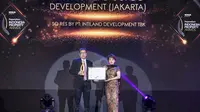 Pemberian momen penghargaan SQ RÉS Best High End Condo Development (Jakarta).