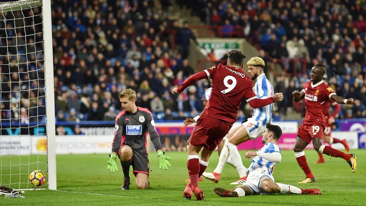 Huddersfield Town v Liverpool