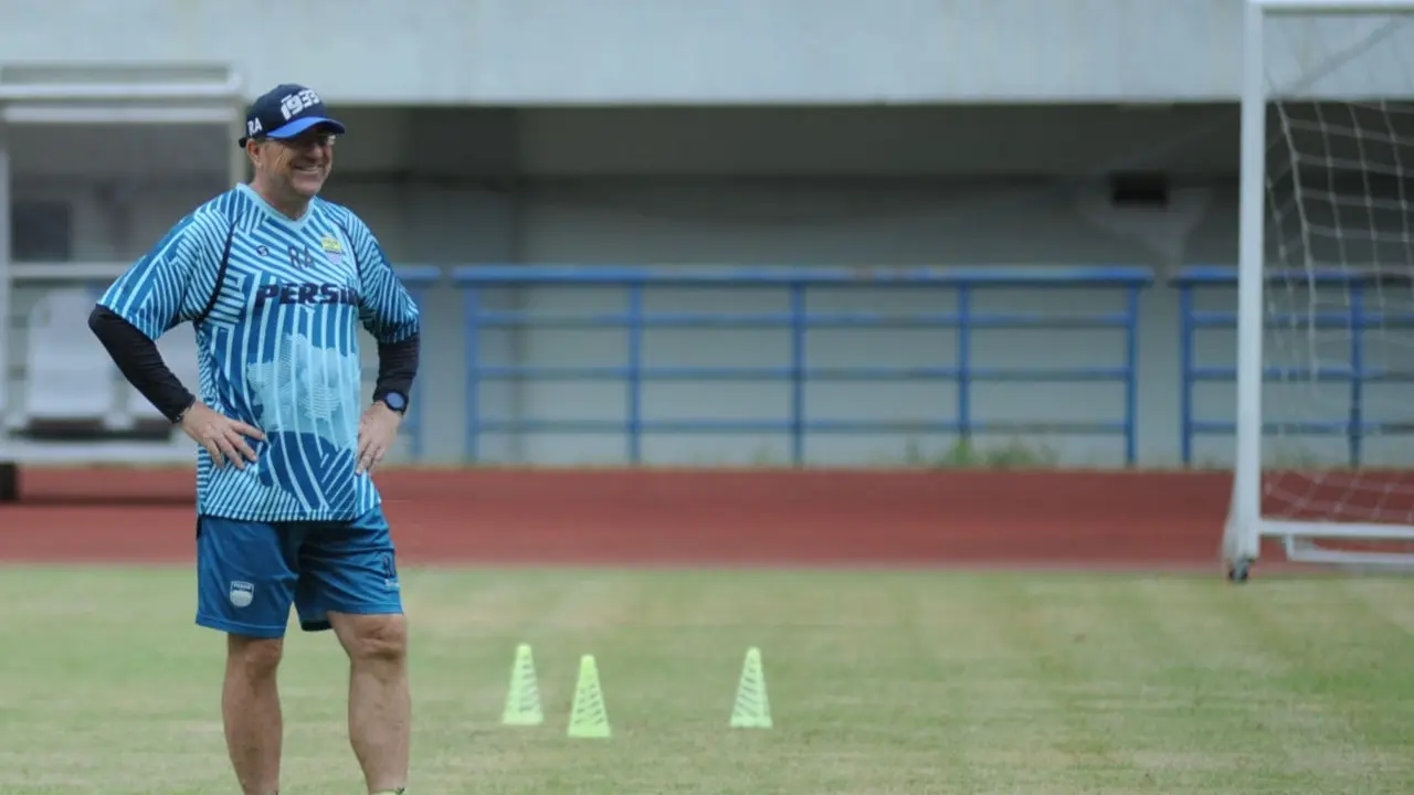 Persib Bandung, Robert Alberts