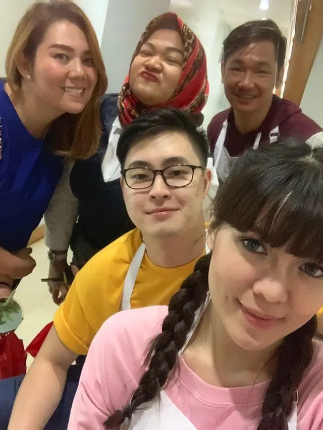 6 Potret Mesra Christo dan Sisca, Peserta yang Cinlok di MasterChef Indonesia 6