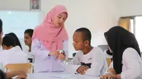 Akbar Tak Lagi Tidur di Lantai Bengkel, Kini Jalani Hidup Baru di Sekolah Rakyat