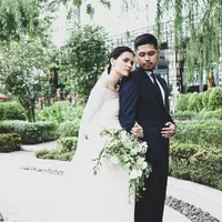 Petra Sihombing dan Firrina Sinatrya menikah [foto: instagram/petra_sihombing]