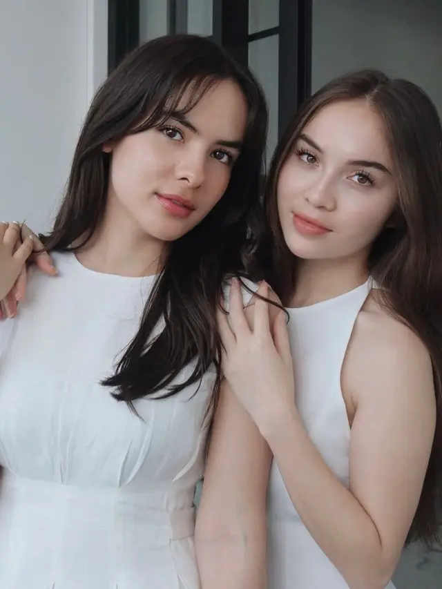 Potret Steffi Zamora dan Elina Joerg bikin netizen terpana. (credit:instagram.com/steffizamoraaa)