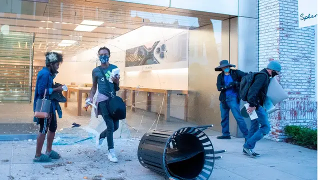 Apple Store dijarah