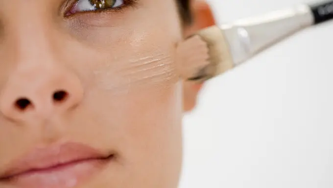 Tips Memilih Warna Foundation untuk Wajah