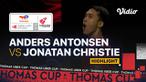 Berita video highlights pertandingan ketiga Indonesia vs Denmark di semifinal Piala Thomas 2020, di mana Jonatan Christie mengalahkan Anders Antonsen, Sabtu (16/10/2021) malam hari WIB.