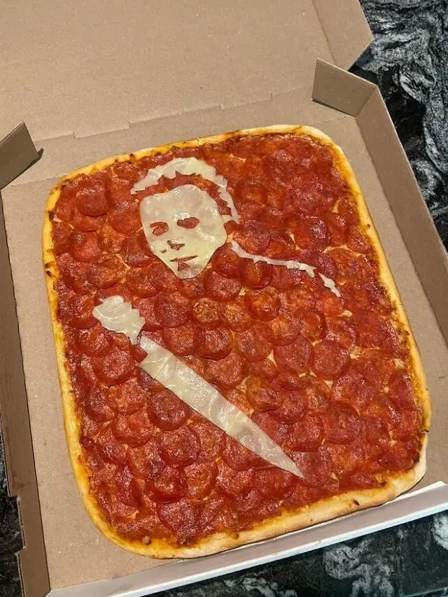 6 Potret Bentuk Pizza Anti Mainstream, Tak Selalu Bundar