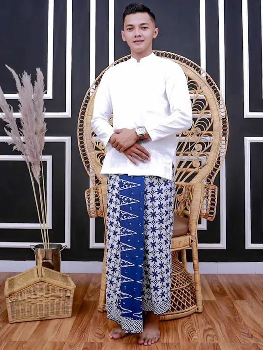 Pria berumur 27 tahun ini merupakan seorang duda dan mempunyai dua anak perempuan. (Liputan6.com/IG/@doryharsa)