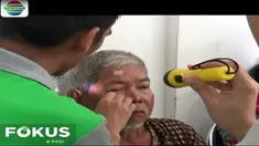 Sebelum operasi mereka menjalani pemeriksaan kesehatan awal. Hasilnya, 90 pasien lolos seleksi dan mendapatkan operasi katarak secara cuma-cuma.