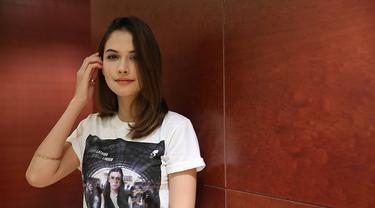 Sibuk Kuliah Buat Estelle Linden Jarang Main Film News Entertainment Fimela Com