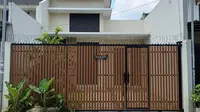9 Model Pagar Vertical Slat Super Rapat Full Privasi dan Anti Maling, Hunian Modern