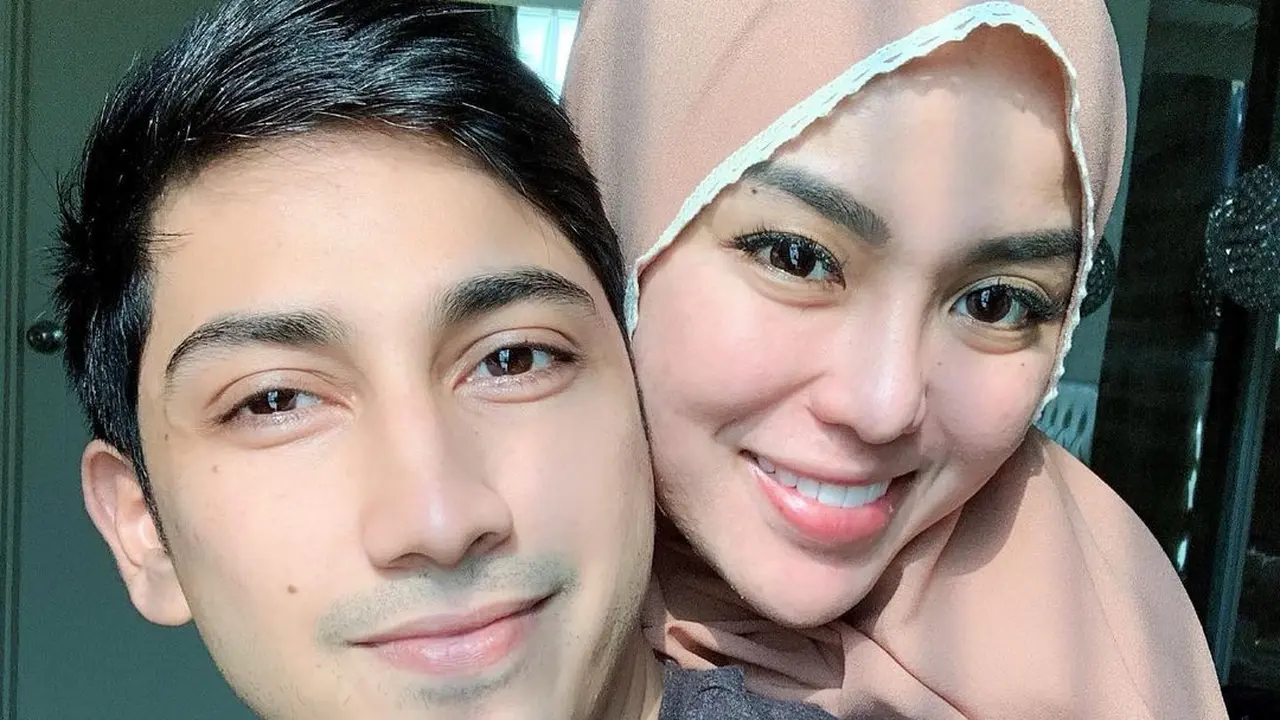 Lukman Azhari dan Medina Zein.