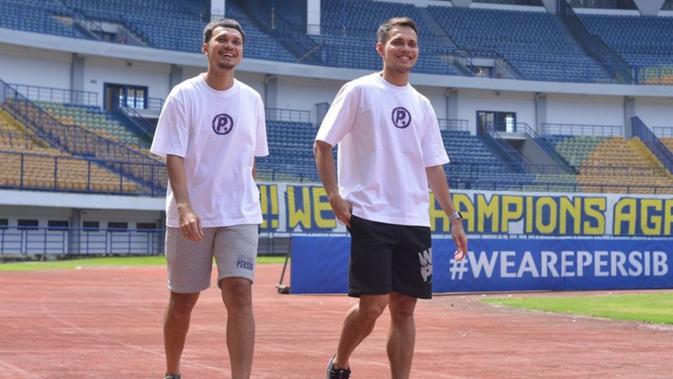 BRI Super League: Bojan Hodak Ungkap Alasan Persib Meminjamkan Hehanussa Bersaudara